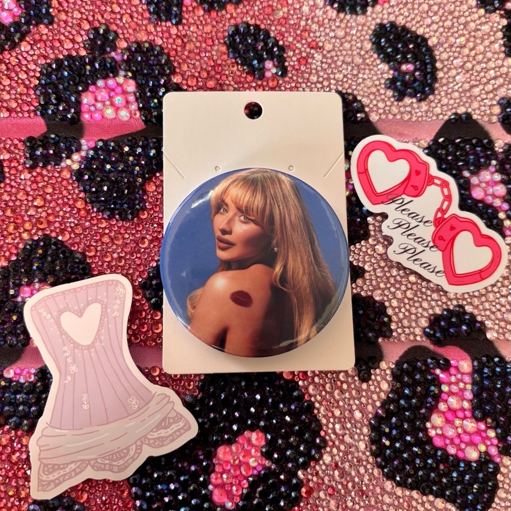 Short and Sweet button pin
